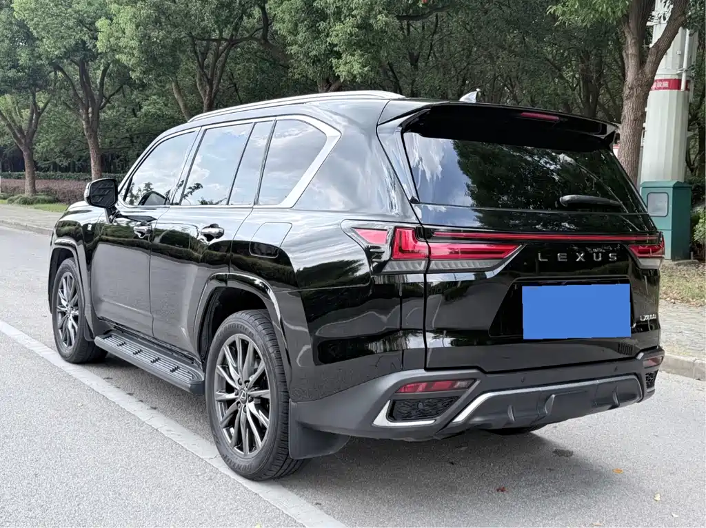 Lexus LX — фото 3