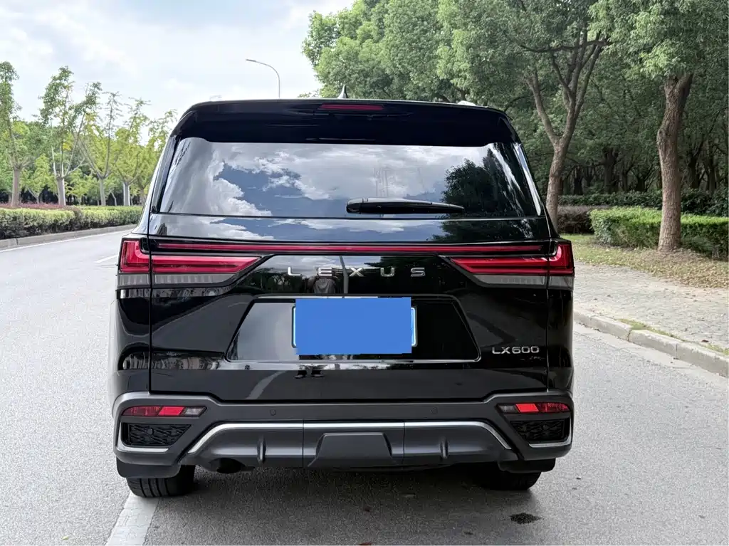 Lexus LX — фото 4