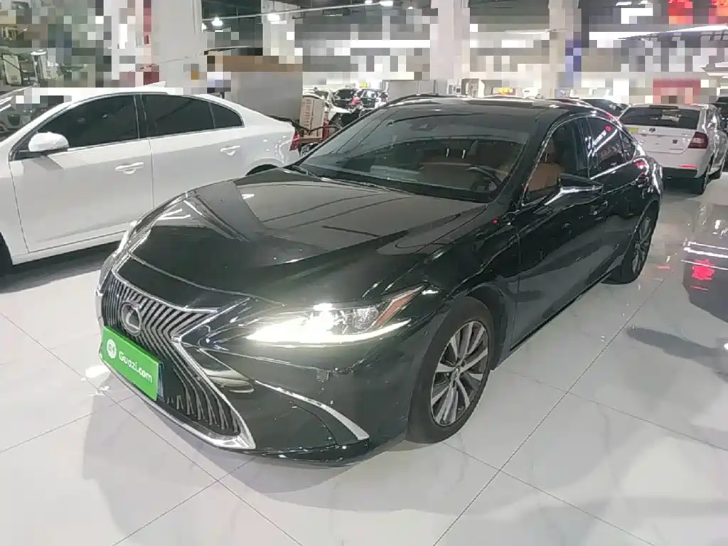 Lexus ES — фото 2