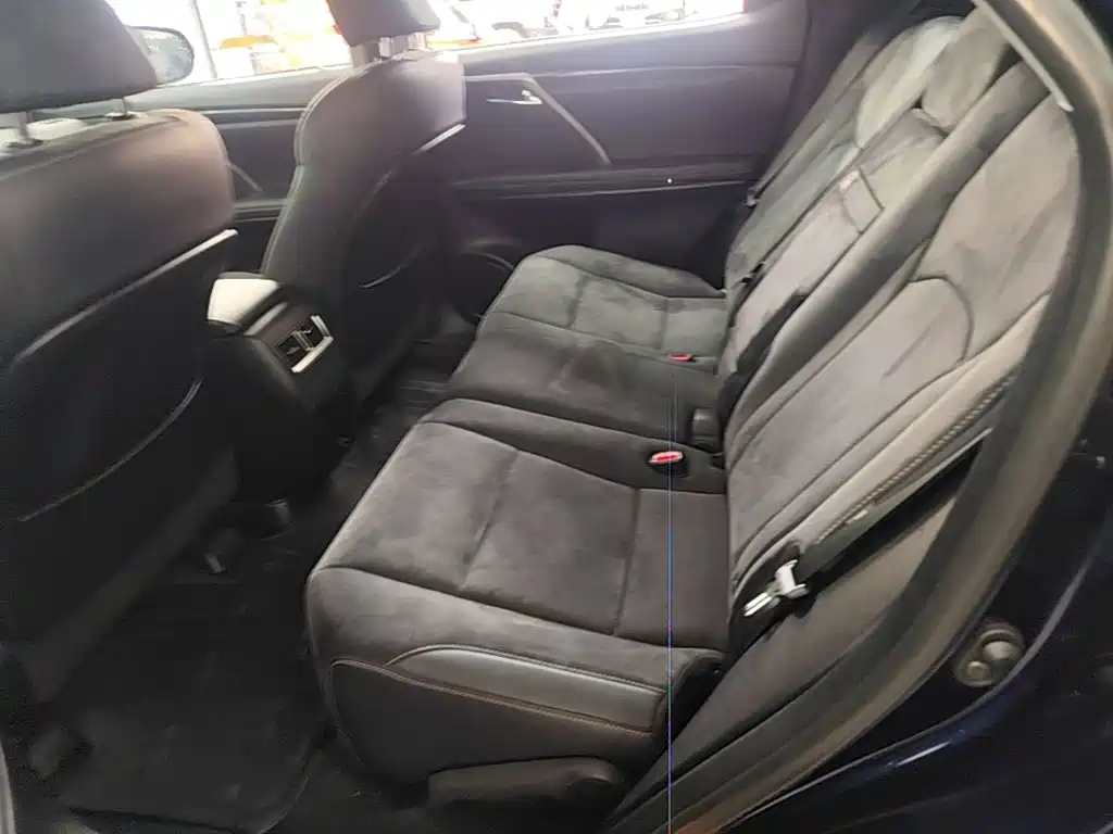 Lexus RX — фото 17