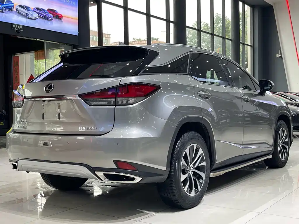 Lexus RX — фото 4