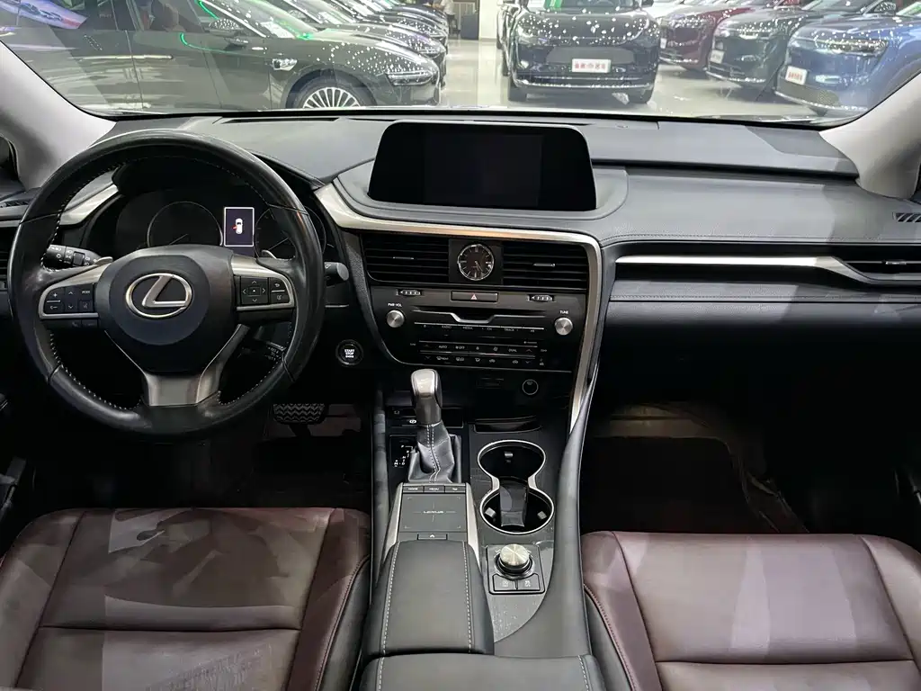 Lexus RX — фото 9