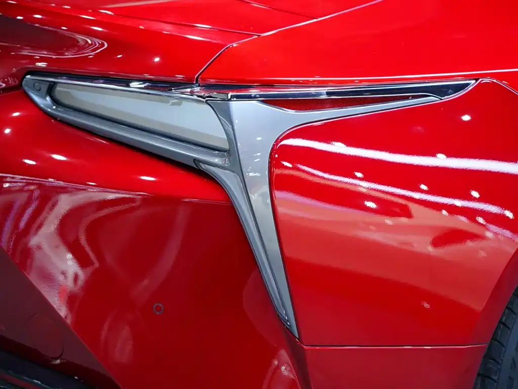 Lexus LC — фото 9