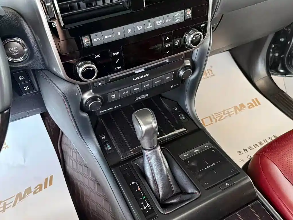 Lexus GX — фото 15