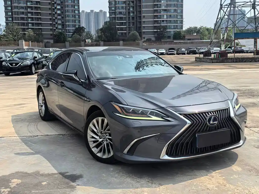 Lexus ES — фото 2