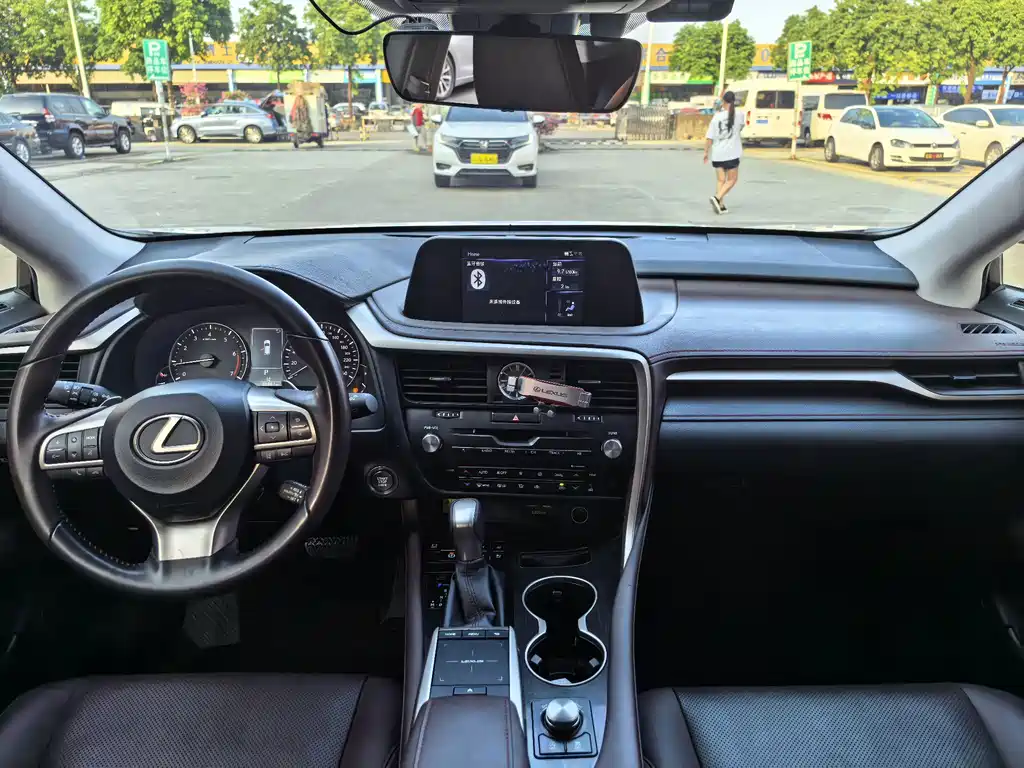 Lexus RX — фото 9