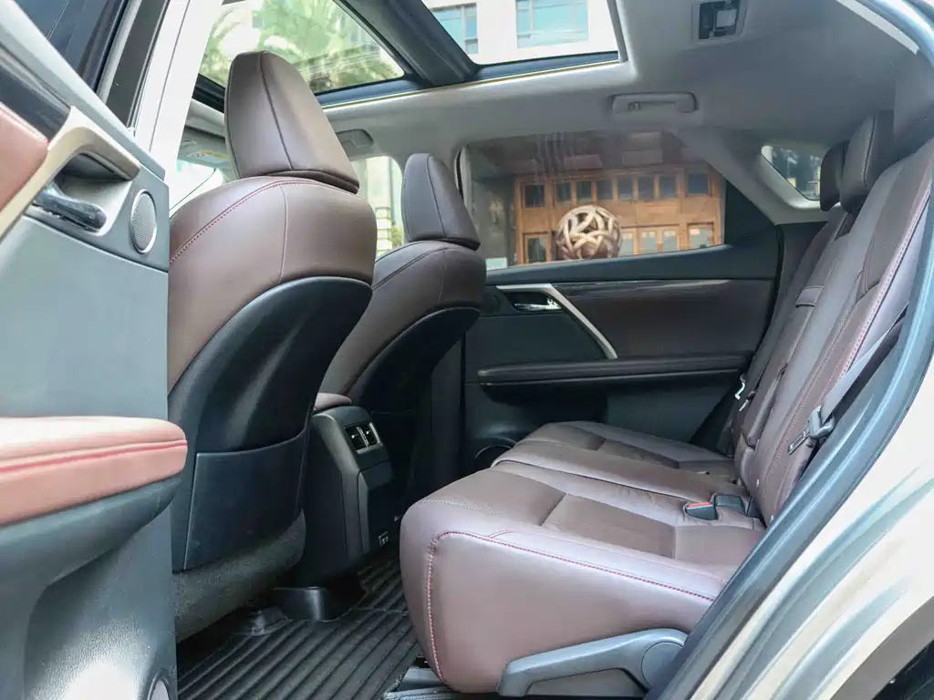Lexus RX — фото 10