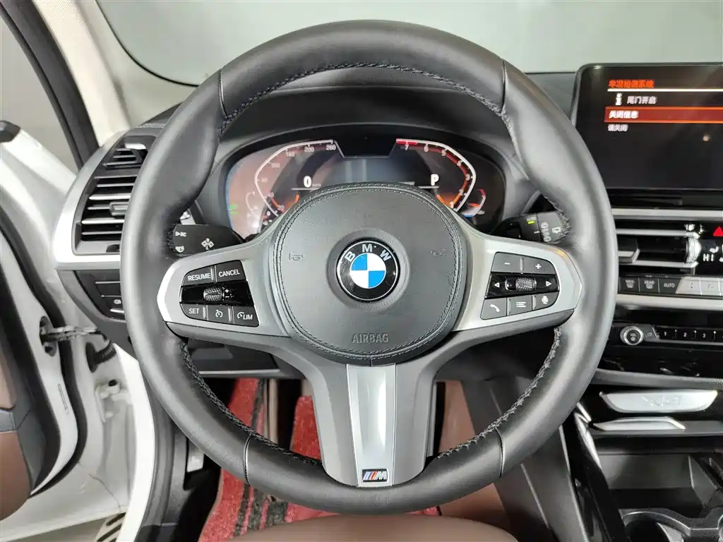 BMW X3 — фото 10